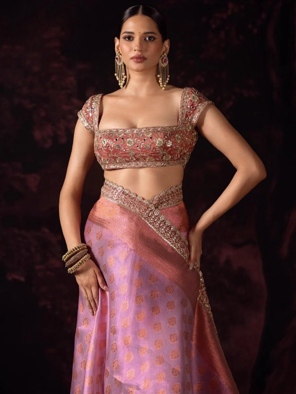 Lashkaraa Pink Ombre Embroidered Tissue Saree (Pre-pleated) - Picture 2 of 7
